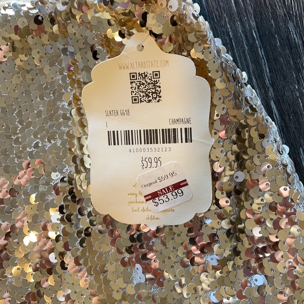 Altar’d State Gold Sequins Mini-Skirt - Picture 4 of 6